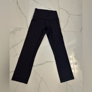 Lululemon Women’s Capri pants.